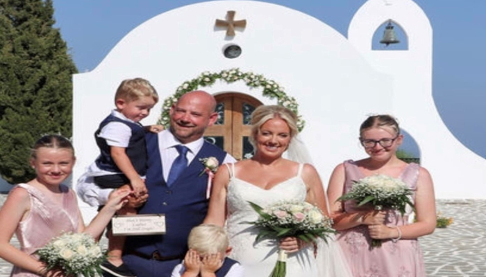 AAE83539-8D6E-4A1B-9AF3-C6934DF3D05D---Michelle-Howell-36