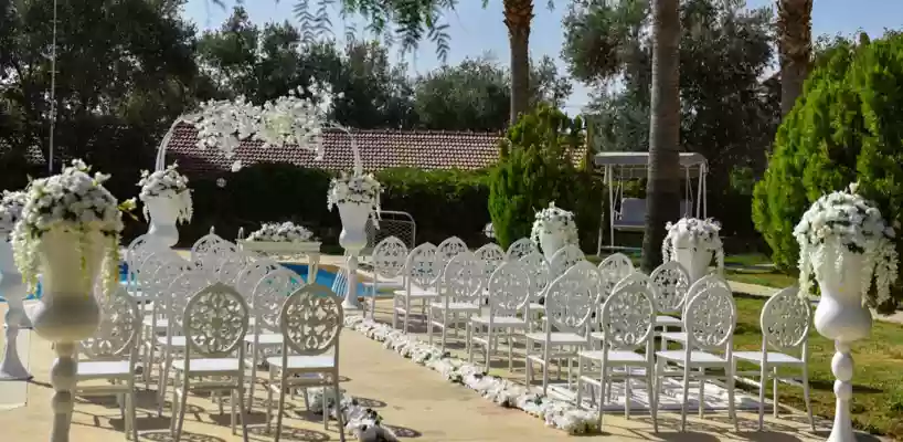 Carrington Suites, Ovacik