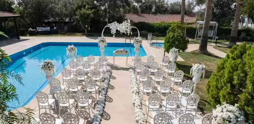 Carrington Suites, Ovacik