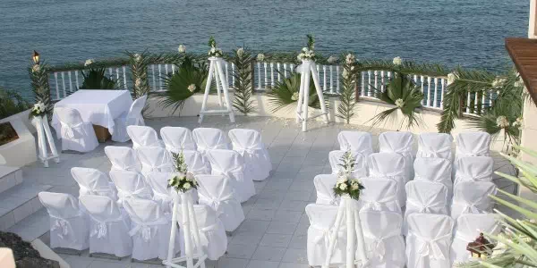 Rock-Cottage-Chairsamp;-sashes-(1)-116