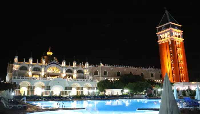 Venezia Palace Deluxe Resort