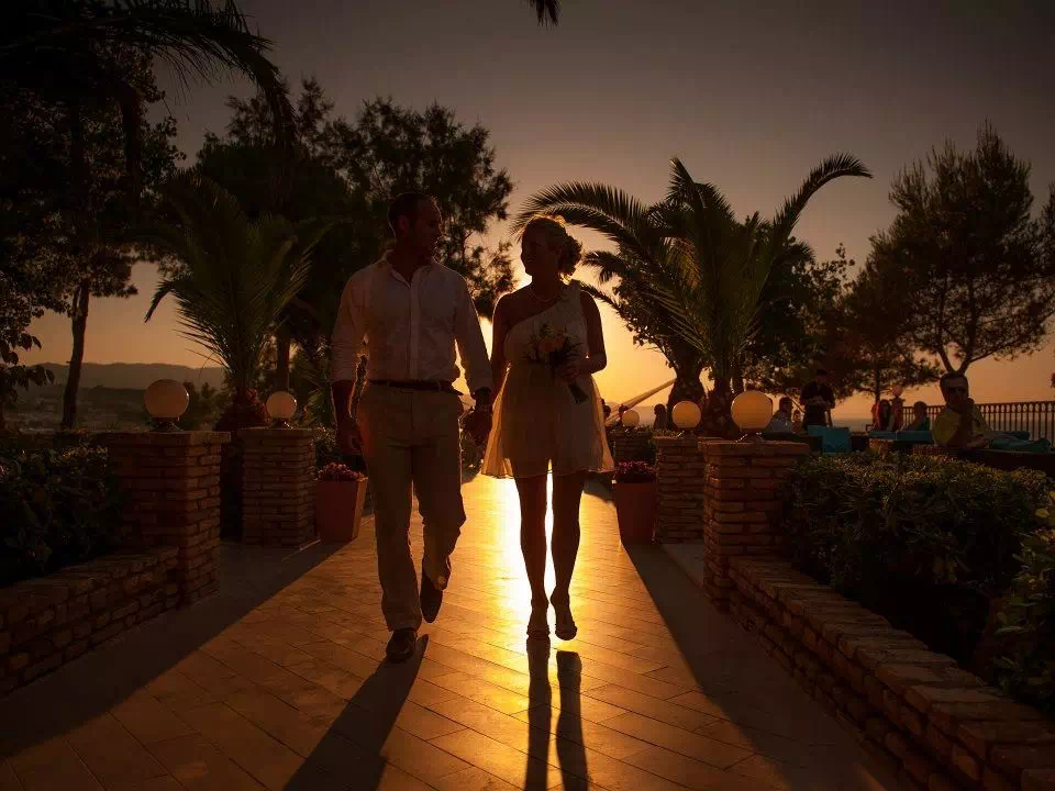 weddings-balcony-08-442